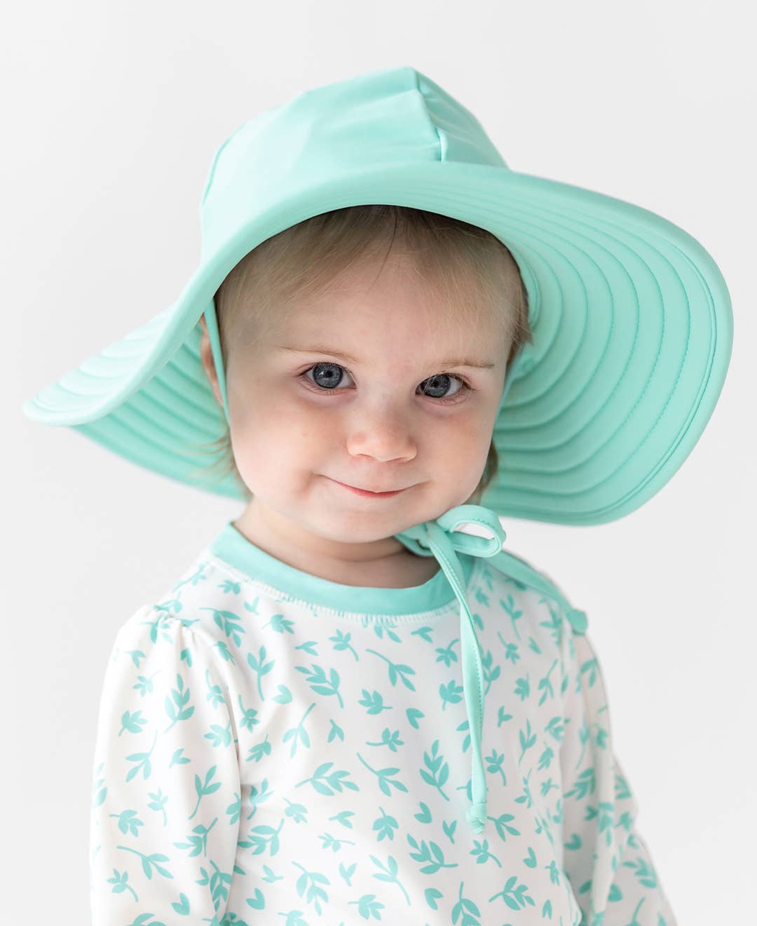 Girls Vintage Aqua Swim Hat