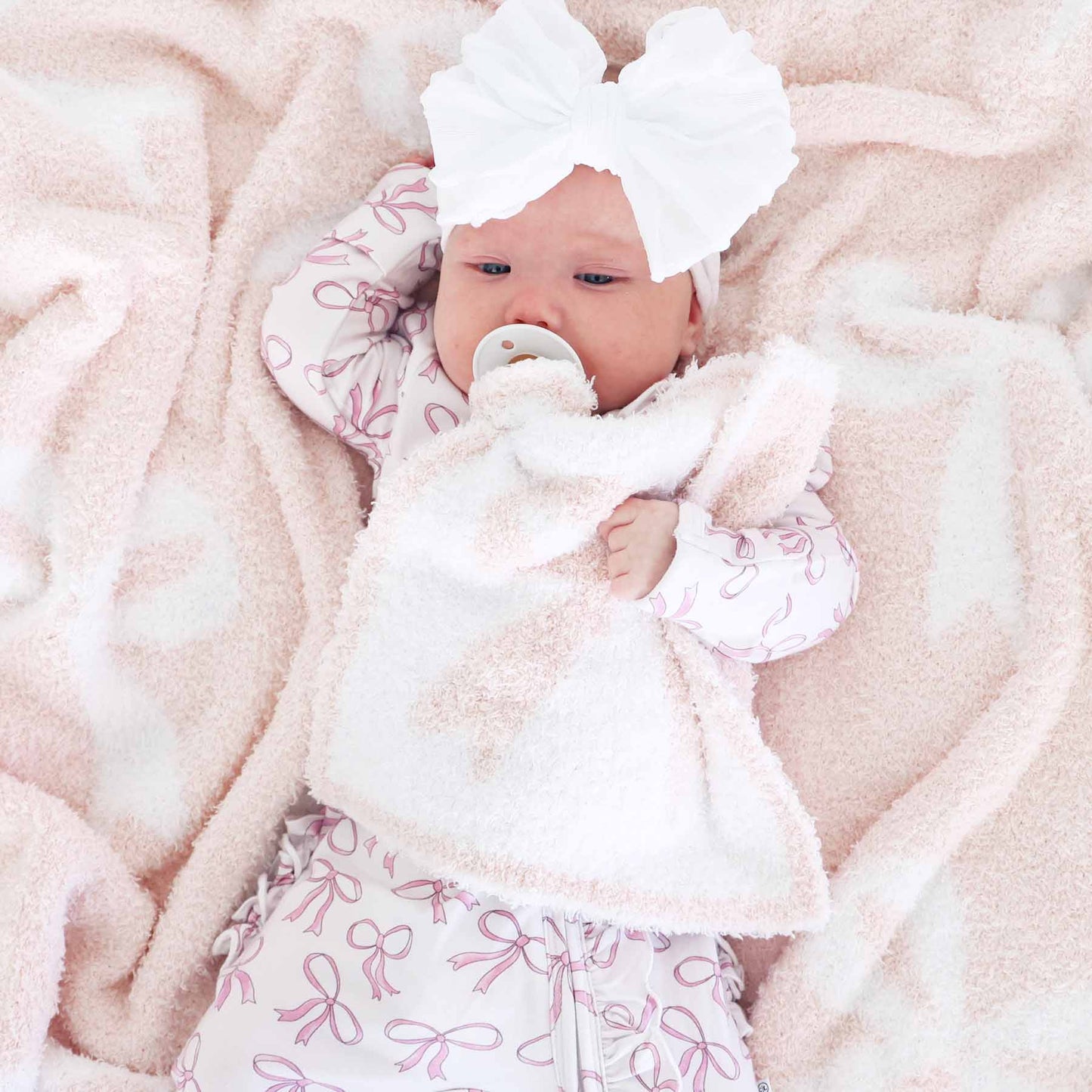 CuddleLane™ Luxe Lovey | Bows