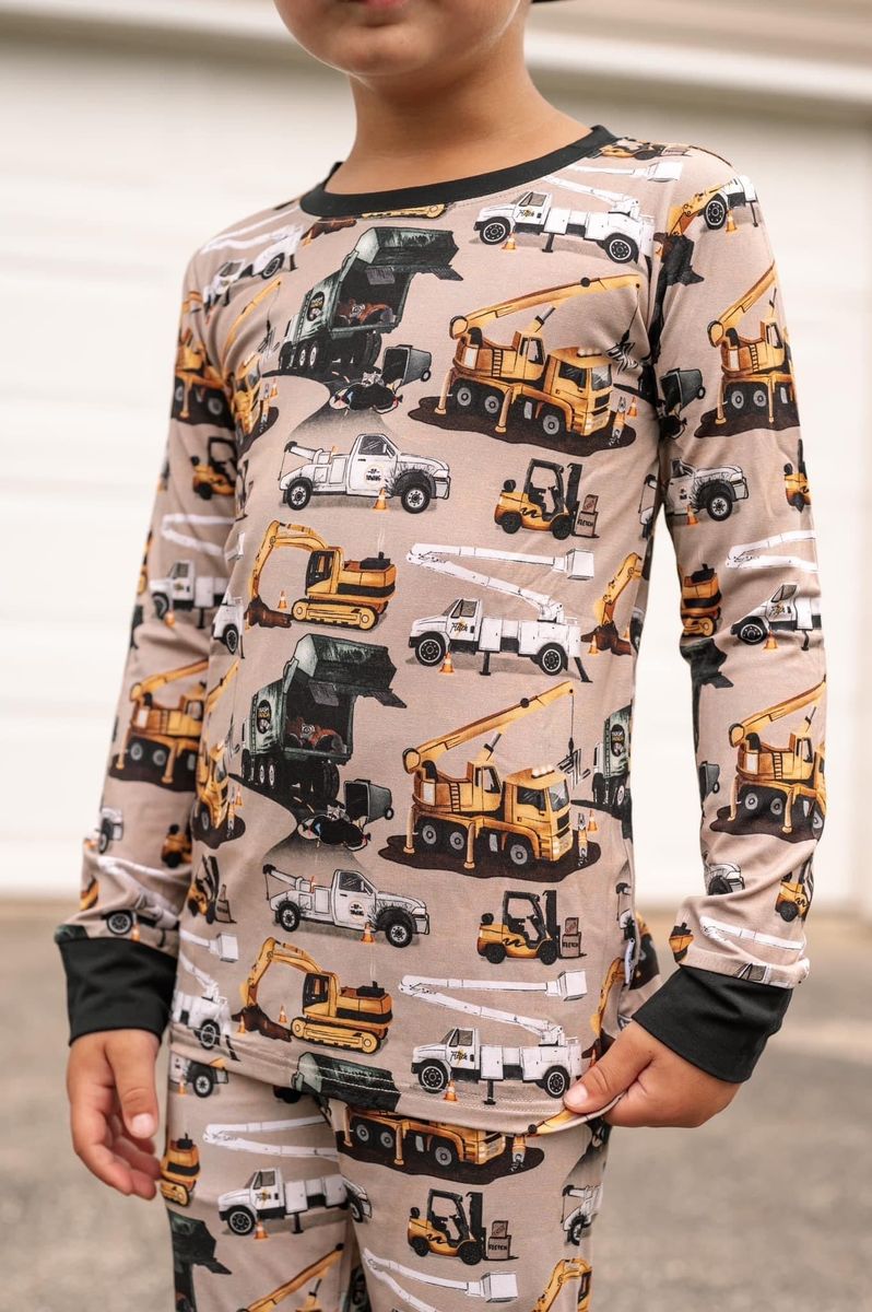 Work Hard // Pjs Set