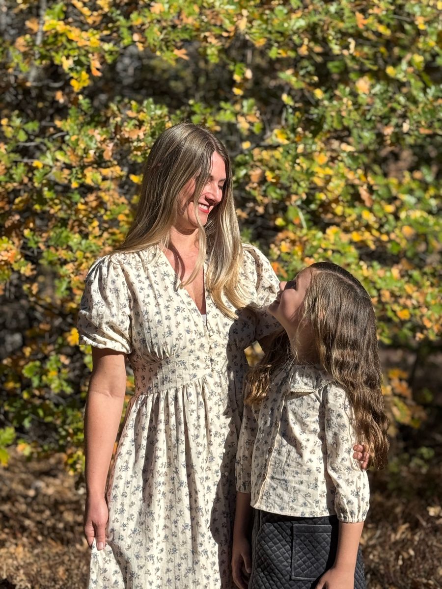 Scottie Blouse // Oatmeal Floral
