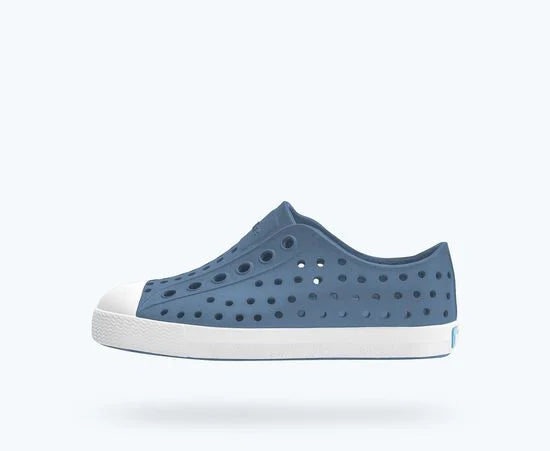 Oasis Blue Native Shoes with Closed back