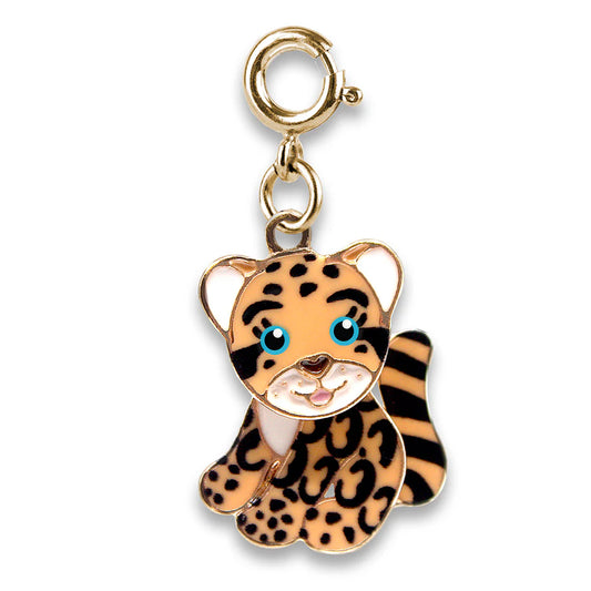 Leopard charm with gold clasp 