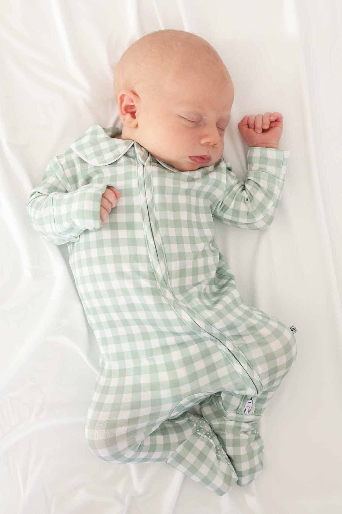 Peter Pan Collar Zipper Footie // Moss Gingham