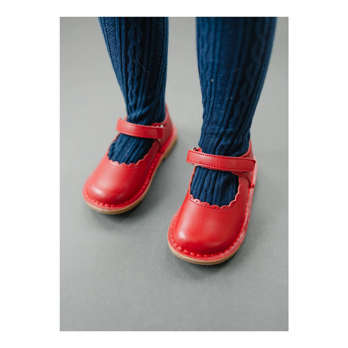 Caitlin Scalloped Mary Jane // Red