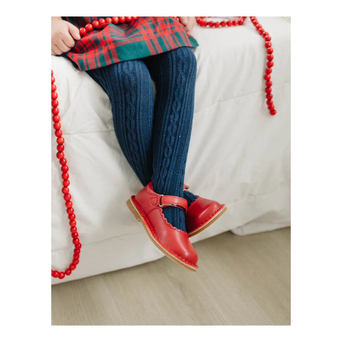 Caitlin Scalloped Mary Jane // Red