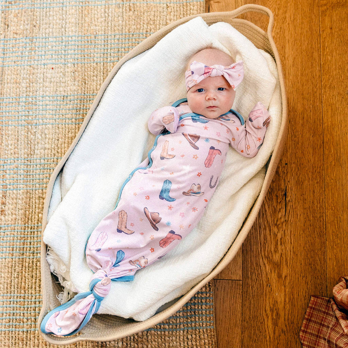 Newborn Knotted Gown // Cheyenne