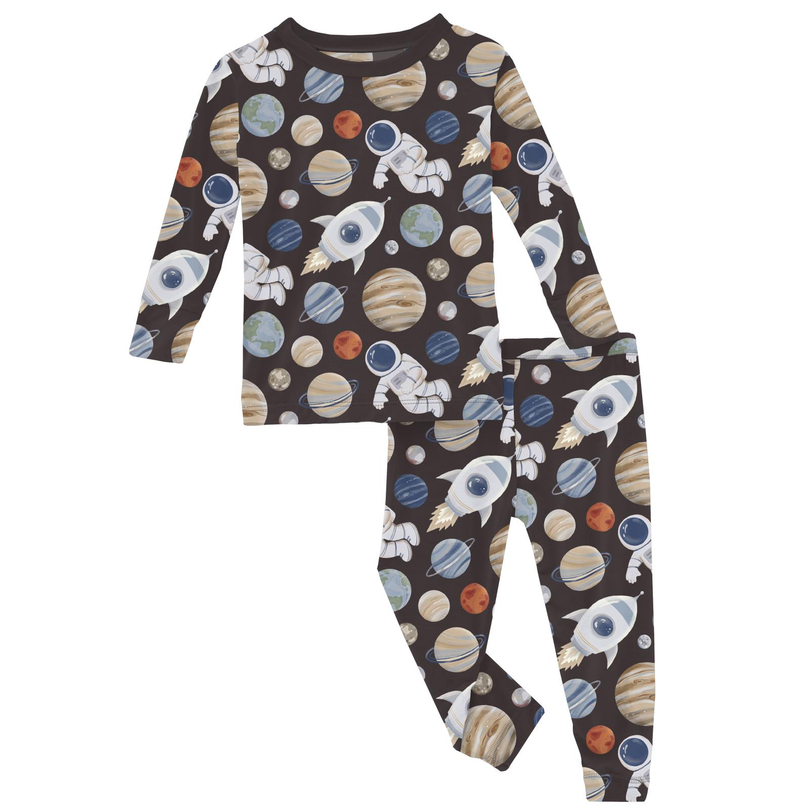 Children's pajama set with astronauts and planets