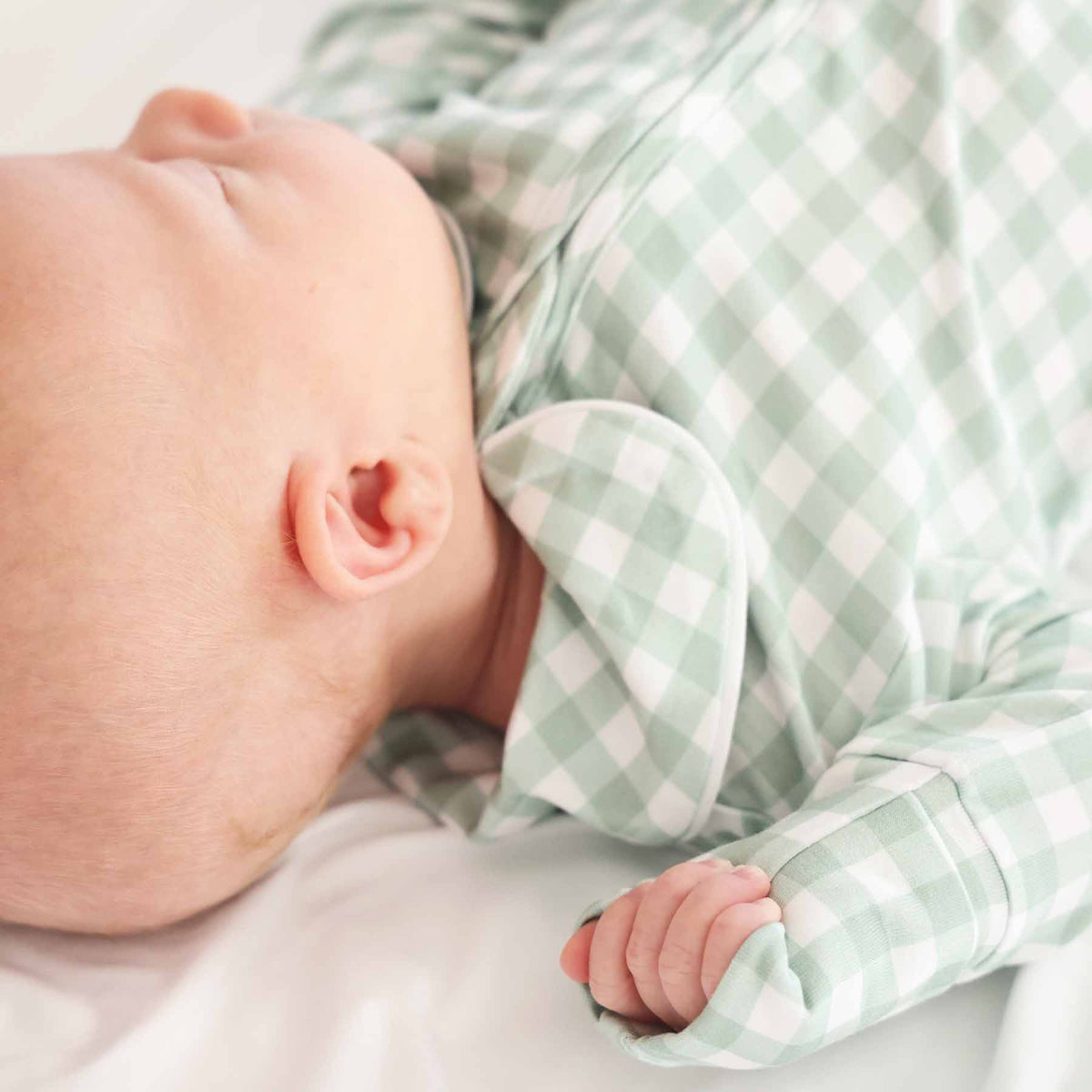 Peter Pan Collar Zipper Footie // Moss Gingham