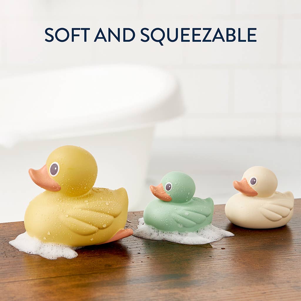Itzy Ducky Family- Bath + Water Table Toys