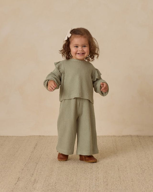 Ruffle Cozy Set // Fern